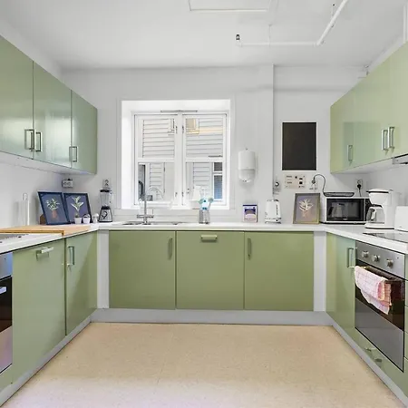 아파트 Private And Bathroom Next To Fish Market *